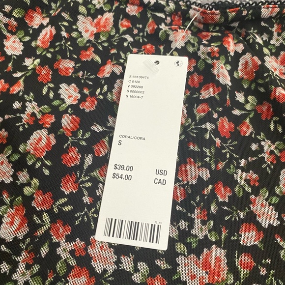 Urban Outfitters Printed Mini Skirt NWT Size S - Picture 9 of 9
